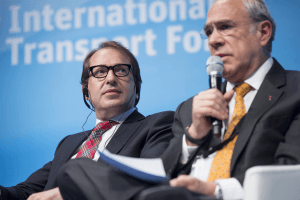 21 May 2014 - Alexander Dobrindt, Federal Minister of Transport and Digital Infrastructure, Germany, and Angel Gurria, OECD Secretary-General at the 2014 Annual Summit of the International Transport Forum